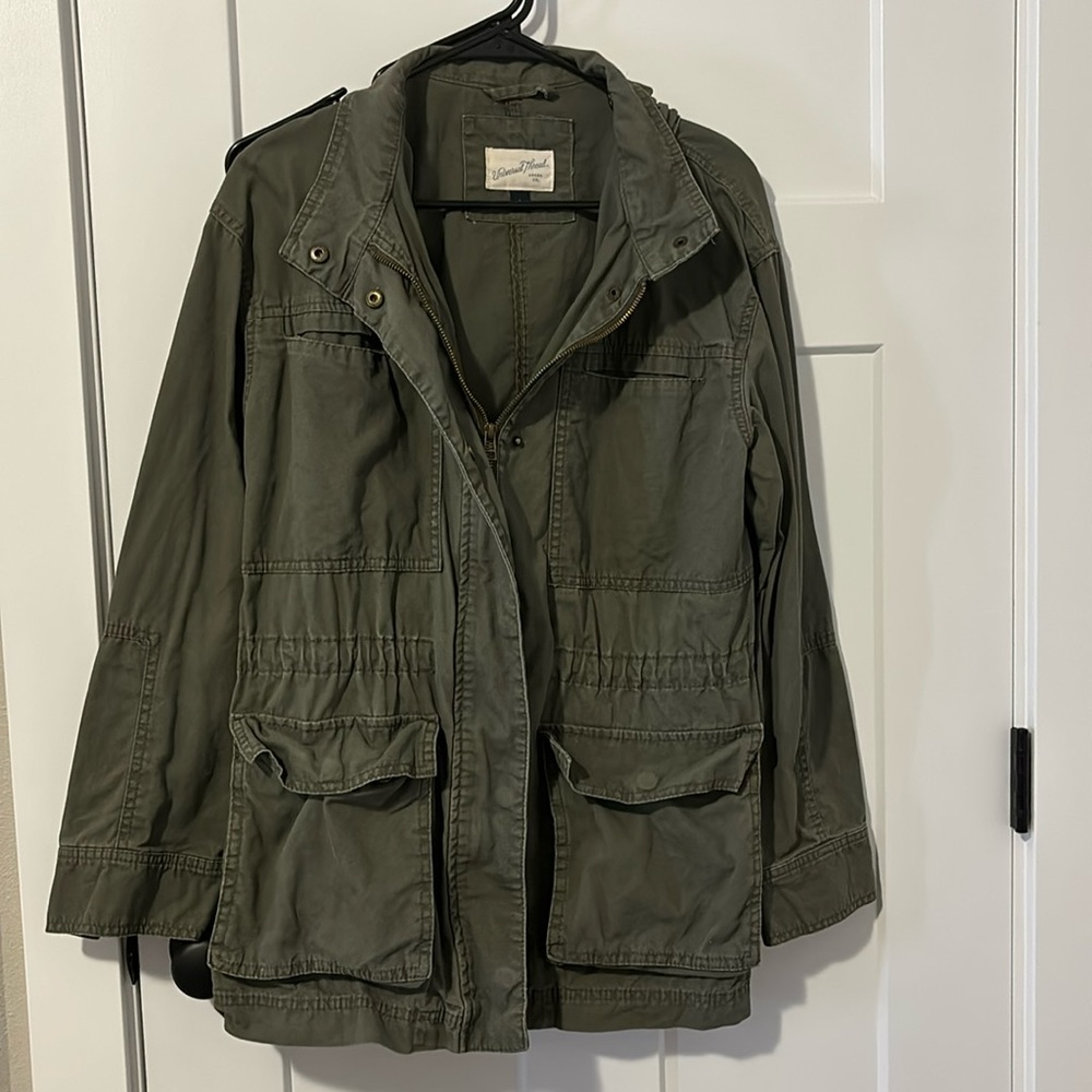 Universal Thread jacket